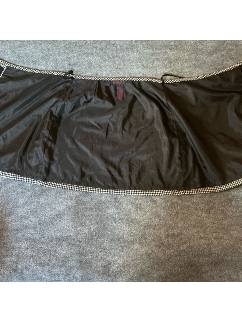 Vintage Ralph by Ralph Lauren Mini Skirt in Black and White houndstooth - Picture 11 of 11